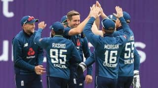 Chris Woakes' five-wicket-haul helps England rout Pakistan 4-0